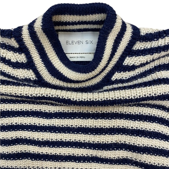 Eleven Six Mia Sweater Ivory Navy Stripe Size Medium - Picture 5 of 7